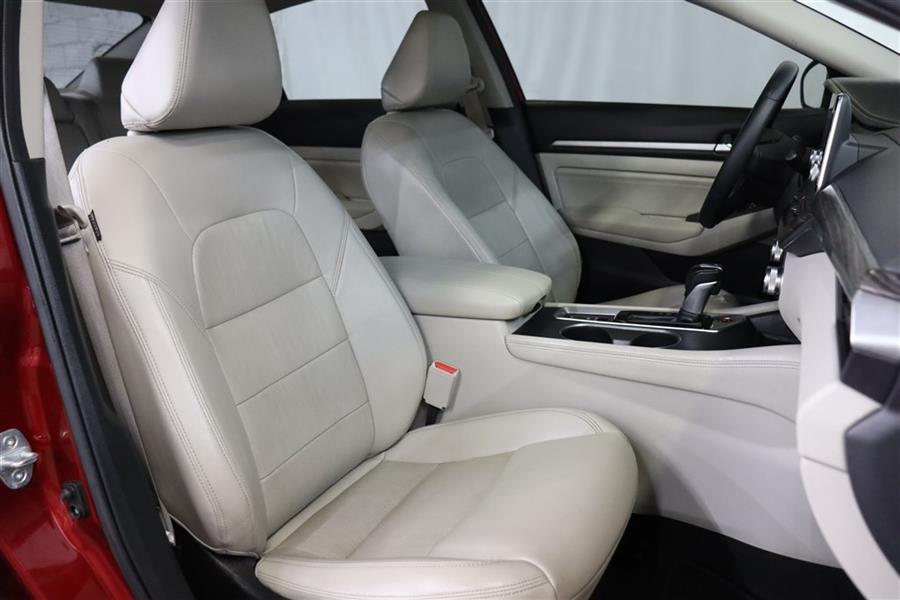 2019 Nissan Altima SL AWD, available for sale in Paterson, New Jersey | Fast Track Motors. Paterson, New Jersey 2019 Nissan Altima SL AWD, available for sale in Paterson, New Jersey | Fast Track Motors. Paterson, New Jersey