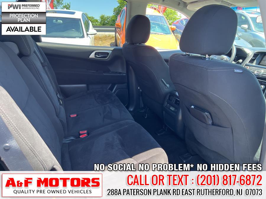 2014 Nissan Pathfinder 4WD 4dr SV, available for sale in East Rutherford, New Jersey | A&F Motors LLC. East Rutherford, New Jersey 2014 Nissan Pathfinder 4WD 4dr SV, available for sale in East Rutherford, New Jersey | A&F Motors LLC. East Rutherford, New Jersey