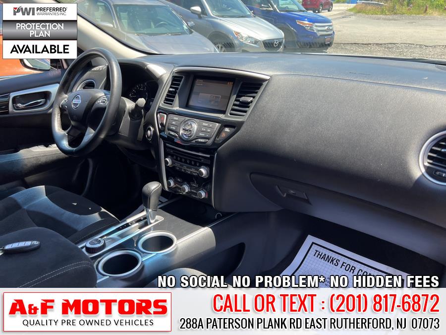 2014 Nissan Pathfinder 4WD 4dr SV, available for sale in East Rutherford, New Jersey | A&F Motors LLC. East Rutherford, New Jersey 2014 Nissan Pathfinder 4WD 4dr SV, available for sale in East Rutherford, New Jersey | A&F Motors LLC. East Rutherford, New Jersey