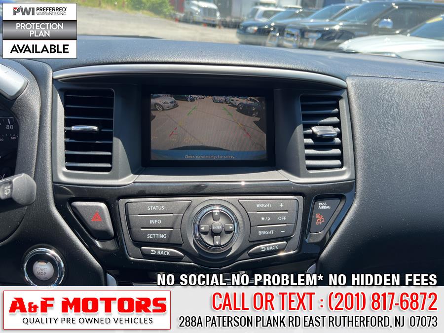 2014 Nissan Pathfinder 4WD 4dr SV, available for sale in East Rutherford, New Jersey | A&F Motors LLC. East Rutherford, New Jersey 2014 Nissan Pathfinder 4WD 4dr SV, available for sale in East Rutherford, New Jersey | A&F Motors LLC. East Rutherford, New Jersey