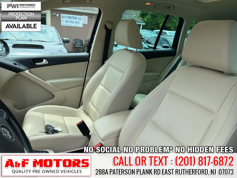 2016 Volkswagen Tiguan 4MOTION 4dr Auto SE, available for sale in East Rutherford, New Jersey | A&F Motors LLC. East Rutherford, New Jersey 2016 Volkswagen Tiguan 4MOTION 4dr Auto SE, available for sale in East Rutherford, New Jersey | A&F Motors LLC. East Rutherford, New Jersey