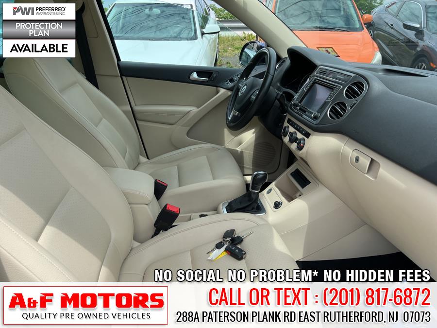 2016 Volkswagen Tiguan 4MOTION 4dr Auto SE, available for sale in East Rutherford, New Jersey | A&F Motors LLC. East Rutherford, New Jersey 2016 Volkswagen Tiguan 4MOTION 4dr Auto SE, available for sale in East Rutherford, New Jersey | A&F Motors LLC. East Rutherford, New Jersey