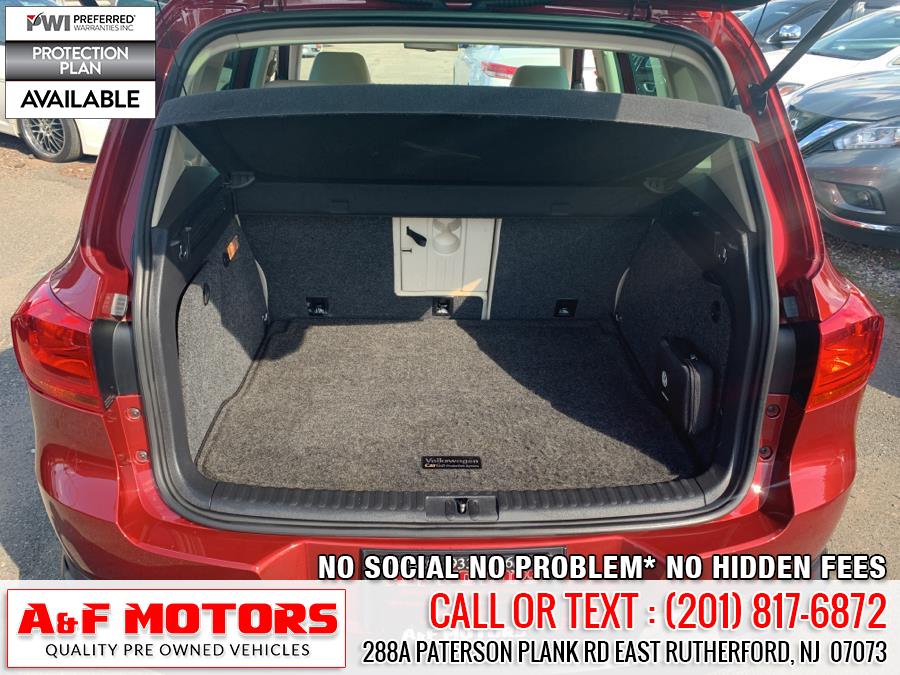 2013 Volkswagen Tiguan 4WD 4dr Auto S, available for sale in East Rutherford, New Jersey | A&F Motors LLC. East Rutherford, New Jersey 2013 Volkswagen Tiguan 4WD 4dr Auto S, available for sale in East Rutherford, New Jersey | A&F Motors LLC. East Rutherford, New Jersey