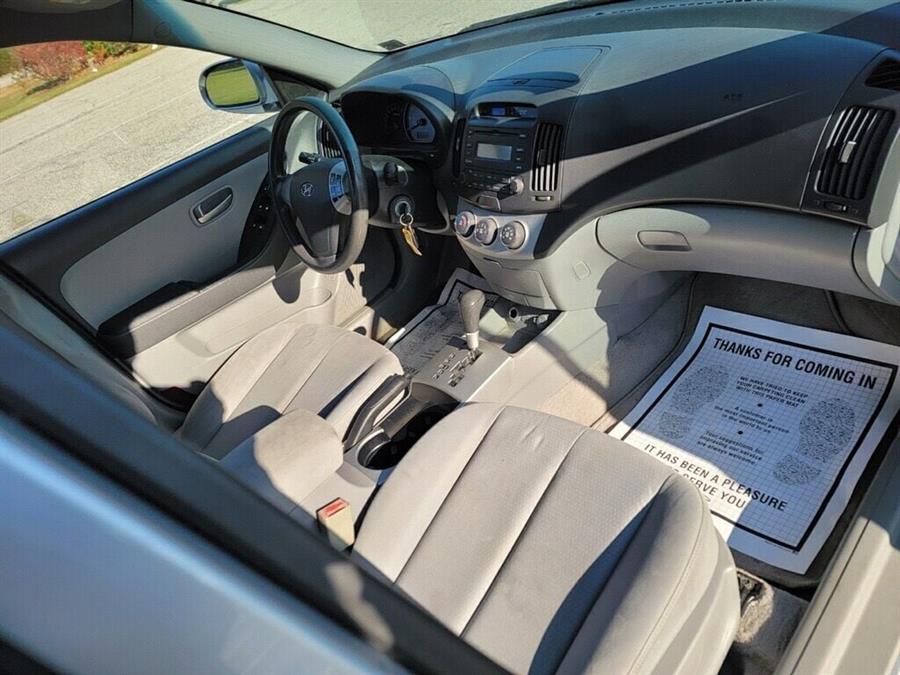 2007 Hyundai Elantra SE 4dr Sedan, available for sale in Roslyn Heights, New York | Mekawy Auto Sales Inc. Roslyn Heights, New York 2007 Hyundai Elantra SE 4dr Sedan, available for sale in Roslyn Heights, New York | Mekawy Auto Sales Inc. Roslyn Heights, New York