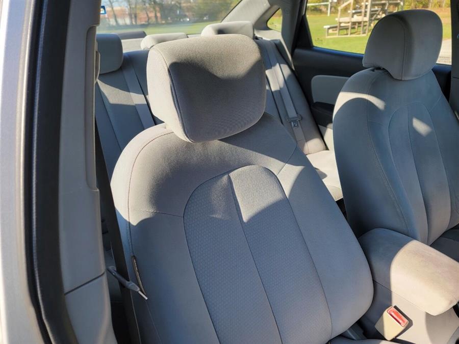 2007 Hyundai Elantra SE 4dr Sedan, available for sale in Roslyn Heights, New York | Mekawy Auto Sales Inc. Roslyn Heights, New York 2007 Hyundai Elantra SE 4dr Sedan, available for sale in Roslyn Heights, New York | Mekawy Auto Sales Inc. Roslyn Heights, New York