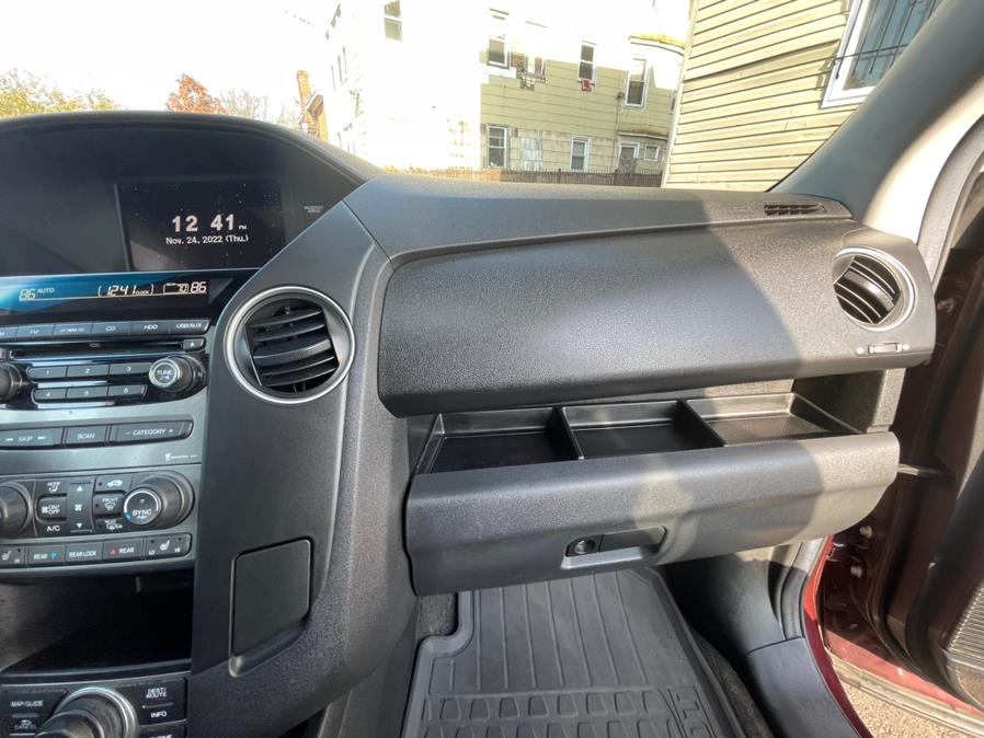 2012 Honda Pilot 4WD 4dr EX-L w/Navi, available for sale in Irvington, New Jersey | Elis Motors Corp. Irvington, New Jersey 2012 Honda Pilot 4WD 4dr EX-L w/Navi, available for sale in Irvington, New Jersey | Elis Motors Corp. Irvington, New Jersey
