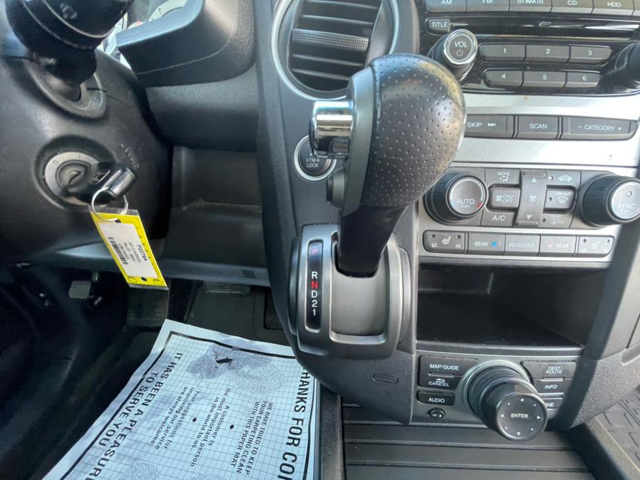 2012 Honda Pilot 4WD 4dr EX-L w/Navi, available for sale in Irvington, New Jersey | Elis Motors Corp. Irvington, New Jersey 2012 Honda Pilot 4WD 4dr EX-L w/Navi, available for sale in Irvington, New Jersey | Elis Motors Corp. Irvington, New Jersey