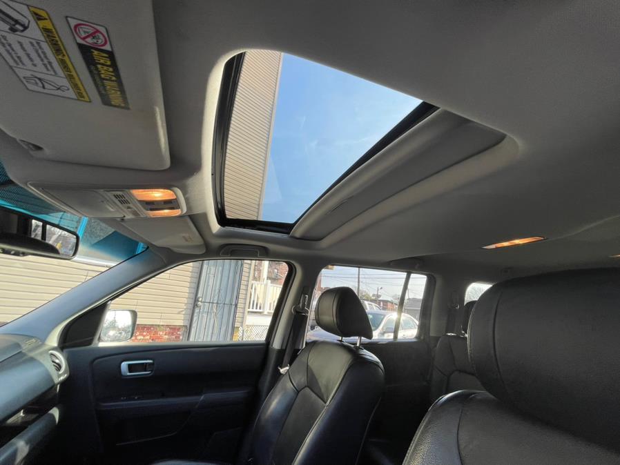 2012 Honda Pilot 4WD 4dr EX-L w/Navi, available for sale in Irvington, New Jersey | Elis Motors Corp. Irvington, New Jersey 2012 Honda Pilot 4WD 4dr EX-L w/Navi, available for sale in Irvington, New Jersey | Elis Motors Corp. Irvington, New Jersey