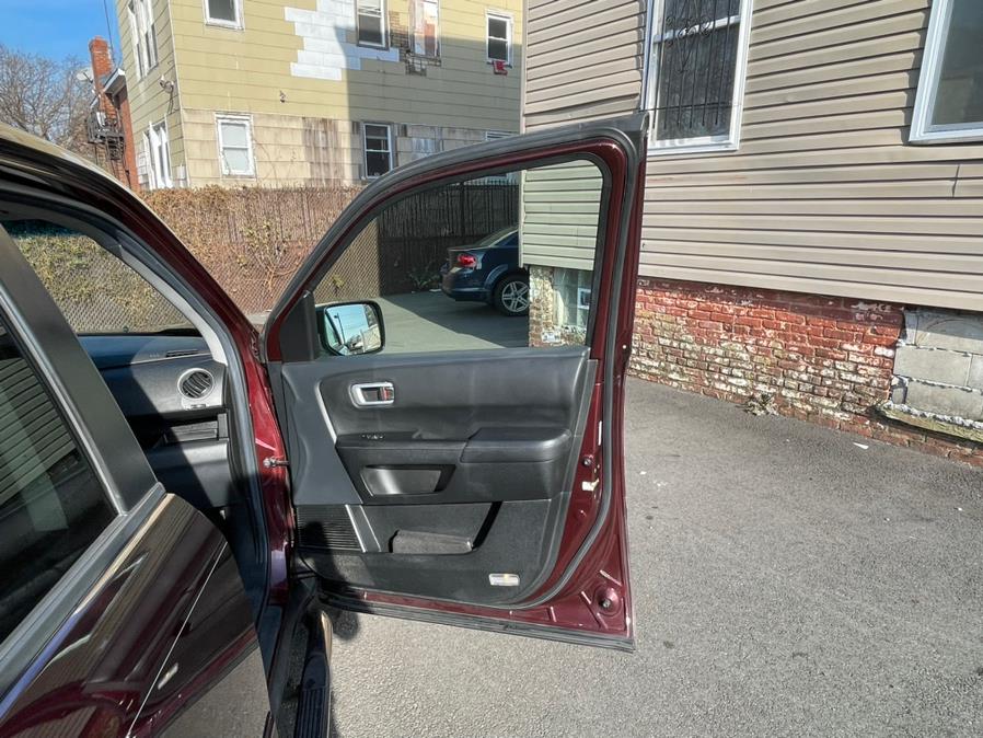 2012 Honda Pilot 4WD 4dr EX-L w/Navi, available for sale in Irvington, New Jersey | Elis Motors Corp. Irvington, New Jersey 2012 Honda Pilot 4WD 4dr EX-L w/Navi, available for sale in Irvington, New Jersey | Elis Motors Corp. Irvington, New Jersey
