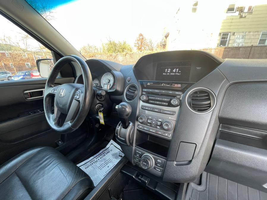 2012 Honda Pilot 4WD 4dr EX-L w/Navi, available for sale in Irvington, New Jersey | Elis Motors Corp. Irvington, New Jersey 2012 Honda Pilot 4WD 4dr EX-L w/Navi, available for sale in Irvington, New Jersey | Elis Motors Corp. Irvington, New Jersey