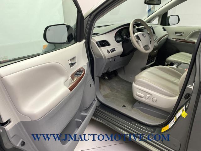 2013 Toyota Sienna 5dr 7-Pass Van V6 XLE AWD, available for sale in Naugatuck, Connecticut | J&M Automotive Sls&Svc LLC. Naugatuck, Connecticut 2013 Toyota Sienna 5dr 7-Pass Van V6 XLE AWD, available for sale in Naugatuck, Connecticut | J&M Automotive Sls&Svc LLC. Naugatuck, Connecticut