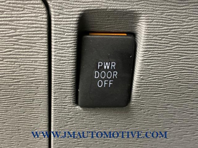 2013 Toyota Sienna 5dr 7-Pass Van V6 XLE AWD, available for sale in Naugatuck, Connecticut | J&M Automotive Sls&Svc LLC. Naugatuck, Connecticut 2013 Toyota Sienna 5dr 7-Pass Van V6 XLE AWD, available for sale in Naugatuck, Connecticut | J&M Automotive Sls&Svc LLC. Naugatuck, Connecticut