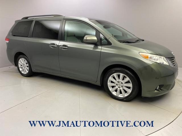 2013 Toyota Sienna 5dr 7-Pass Van V6 XLE AWD, available for sale in Naugatuck, Connecticut | J&M Automotive Sls&Svc LLC. Naugatuck, Connecticut 2013 Toyota Sienna 5dr 7-Pass Van V6 XLE AWD, available for sale in Naugatuck, Connecticut | J&M Automotive Sls&Svc LLC. Naugatuck, Connecticut