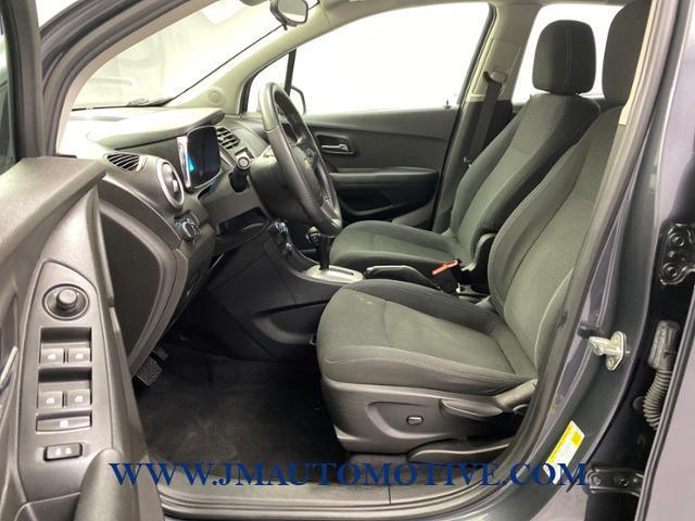 Used Chevrolet Trax AWD 4dr LS w/1LS 2016 | J&M Automotive Sls&Svc LLC. Naugatuck, Connecticut Used Chevrolet Trax AWD 4dr LS w/1LS 2016 | J&M Automotive Sls&Svc LLC. Naugatuck, Connecticut