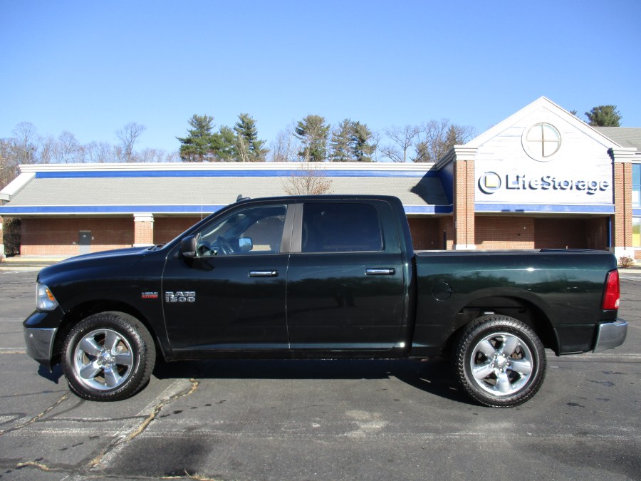 Used Ram 1500 4WD Crew Cab 140.5" Big Horn 2016 | Universal Motors LLC. New Britain, Connecticut Used Ram 1500 4WD Crew Cab 140.5" Big Horn 2016 | Universal Motors LLC. New Britain, Connecticut