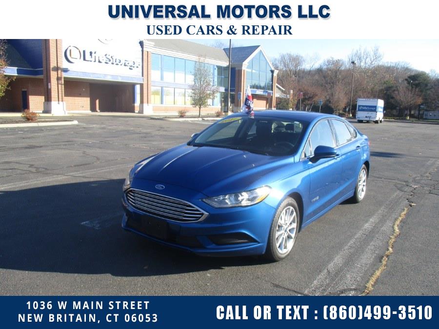 Used Ford Fusion Hybrid SE FWD 2017 | Universal Motors LLC. New Britain, Connecticut