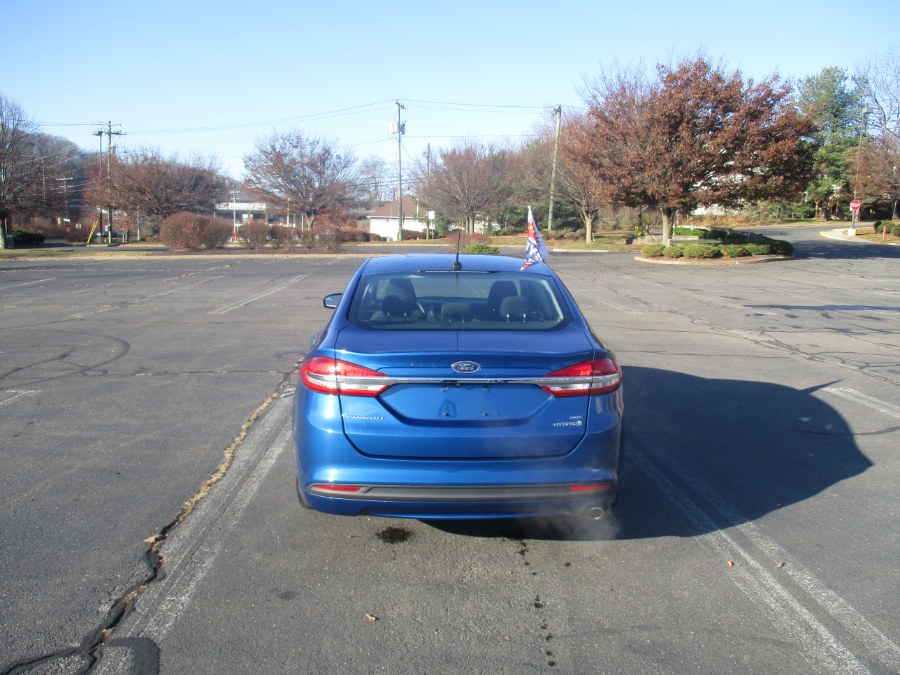 Used Ford Fusion Hybrid SE FWD 2017 | Universal Motors LLC. New Britain, Connecticut Used Ford Fusion Hybrid SE FWD 2017 | Universal Motors LLC. New Britain, Connecticut