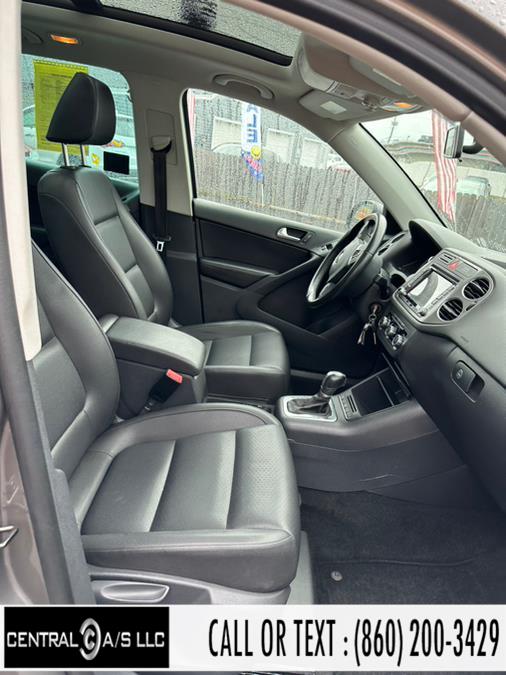 Used Volkswagen Tiguan 4WD 4dr SE 4Motion 2011 | Central A/S LLC. East Windsor, Connecticut Used Volkswagen Tiguan 4WD 4dr SE 4Motion 2011 | Central A/S LLC. East Windsor, Connecticut