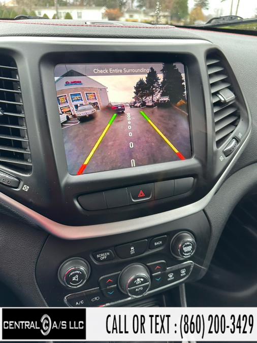 2014 Jeep Cherokee 4WD 4dr Trailhawk, available for sale in East Windsor, Connecticut | Central A/S LLC. East Windsor, Connecticut 2014 Jeep Cherokee 4WD 4dr Trailhawk, available for sale in East Windsor, Connecticut | Central A/S LLC. East Windsor, Connecticut