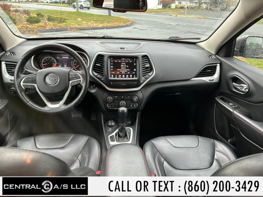 2014 Jeep Cherokee 4WD 4dr Trailhawk, available for sale in East Windsor, Connecticut | Central A/S LLC. East Windsor, Connecticut 2014 Jeep Cherokee 4WD 4dr Trailhawk, available for sale in East Windsor, Connecticut | Central A/S LLC. East Windsor, Connecticut