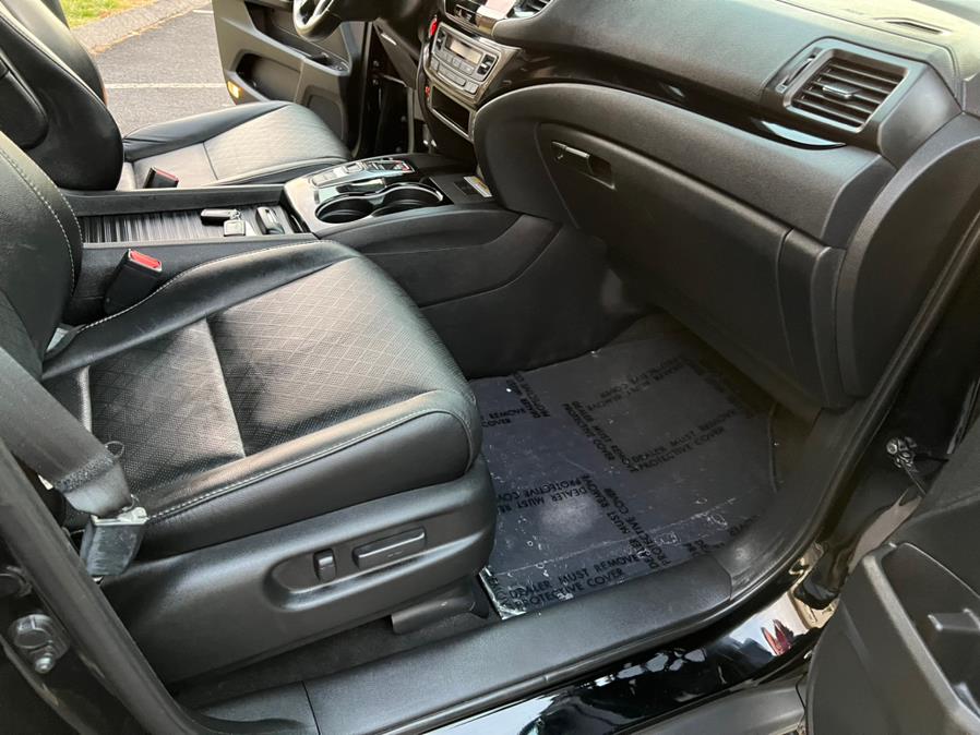 2019 Honda Passport Elite AWD, available for sale in Berlin, Connecticut | Tru Auto Mall. Berlin, Connecticut 2019 Honda Passport Elite AWD, available for sale in Berlin, Connecticut | Tru Auto Mall. Berlin, Connecticut