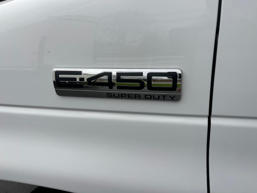 2016 Ford Econoline Commercial Cutaway E-450 Super Duty 176" DRW, available for sale in South Windsor, Connecticut | Mike And Tony Auto Sales, Inc. South Windsor, Connecticut 2016 Ford Econoline Commercial Cutaway E-450 Super Duty 176" DRW, available for sale in South Windsor, Connecticut | Mike And Tony Auto Sales, Inc. South Windsor, Connecticut