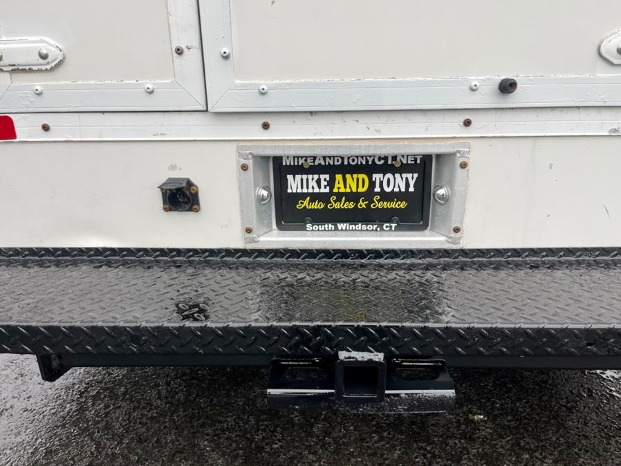 2016 Ford Econoline Commercial Cutaway E-450 Super Duty 176" DRW, available for sale in South Windsor, Connecticut | Mike And Tony Auto Sales, Inc. South Windsor, Connecticut 2016 Ford Econoline Commercial Cutaway E-450 Super Duty 176" DRW, available for sale in South Windsor, Connecticut | Mike And Tony Auto Sales, Inc. South Windsor, Connecticut