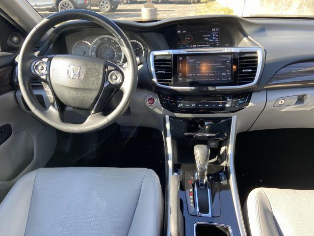 Used Honda Accord Sedan EX-L 2017 | Baron Supercenter. Patchogue, New York Used Honda Accord Sedan EX-L 2017 | Baron Supercenter. Patchogue, New York