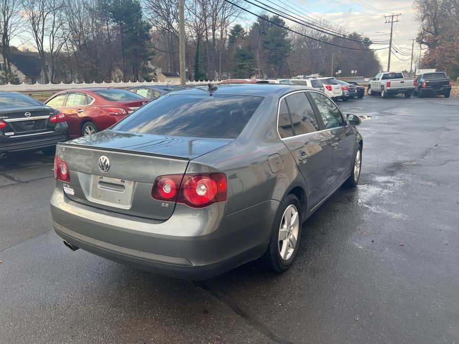 2008 Volkswagen Jetta Sedan 4dr Auto SE PZEV, available for sale in South Windsor , Connecticut | Ful-line Auto LLC. South Windsor , Connecticut 2008 Volkswagen Jetta Sedan 4dr Auto SE PZEV, available for sale in South Windsor , Connecticut | Ful-line Auto LLC. South Windsor , Connecticut