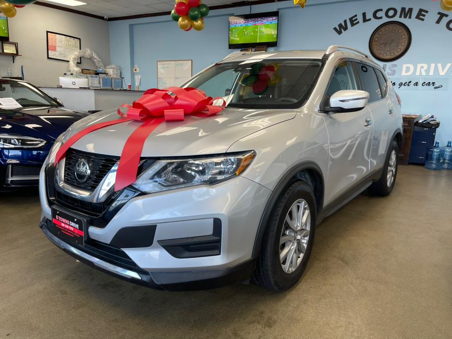 2019 Nissan Rogue FWD SV, available for sale in Inwood, New York | 5 Towns Drive. Inwood, New York 2019 Nissan Rogue FWD SV, available for sale in Inwood, New York | 5 Towns Drive. Inwood, New York