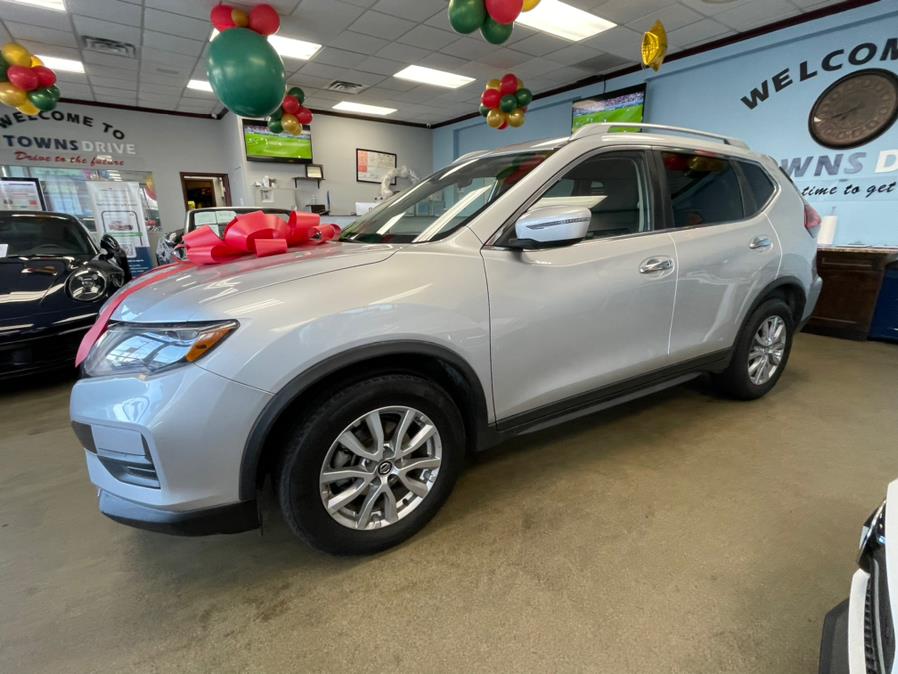 2019 Nissan Rogue FWD SV, available for sale in Inwood, New York | 5 Towns Drive. Inwood, New York 2019 Nissan Rogue FWD SV, available for sale in Inwood, New York | 5 Towns Drive. Inwood, New York