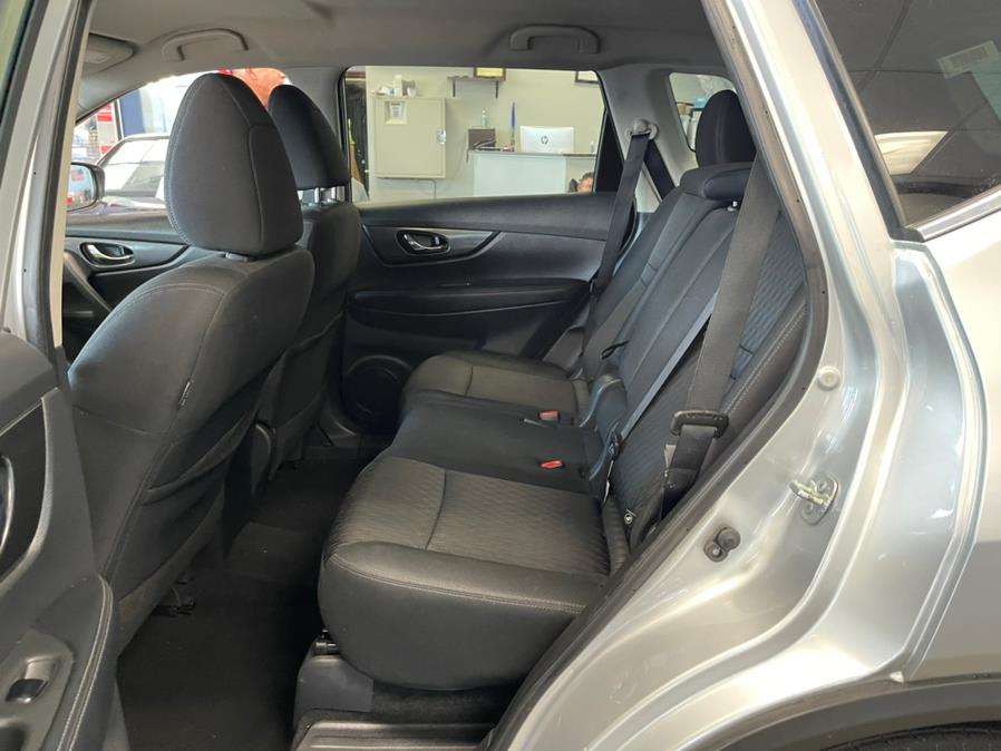 2019 Nissan Rogue FWD SV, available for sale in Inwood, New York | 5 Towns Drive. Inwood, New York 2019 Nissan Rogue FWD SV, available for sale in Inwood, New York | 5 Towns Drive. Inwood, New York