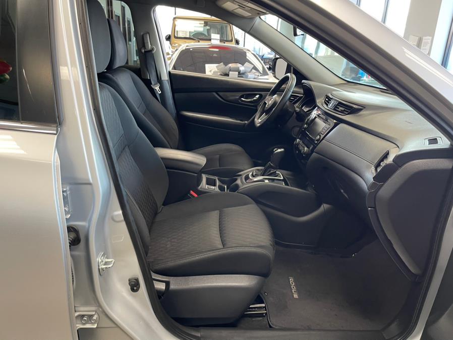 2019 Nissan Rogue FWD SV, available for sale in Inwood, New York | 5 Towns Drive. Inwood, New York 2019 Nissan Rogue FWD SV, available for sale in Inwood, New York | 5 Towns Drive. Inwood, New York
