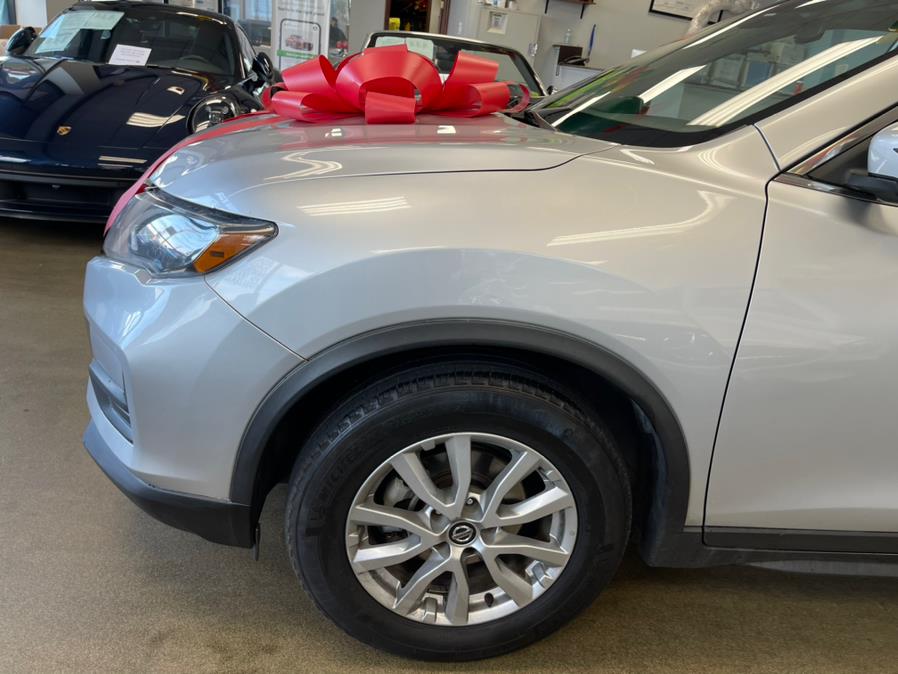 2019 Nissan Rogue FWD SV, available for sale in Inwood, New York | 5 Towns Drive. Inwood, New York 2019 Nissan Rogue FWD SV, available for sale in Inwood, New York | 5 Towns Drive. Inwood, New York