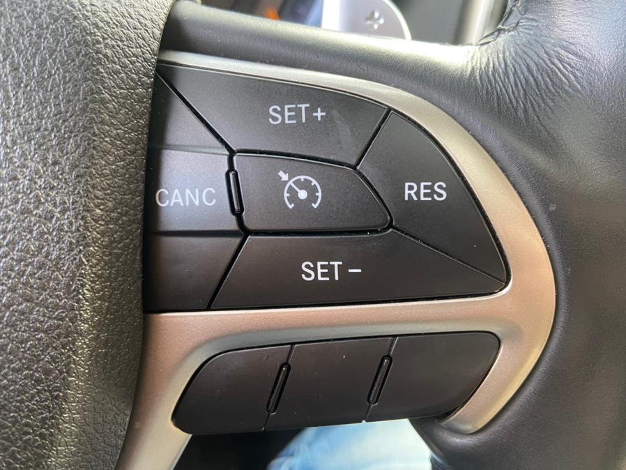 2015 Jeep Grand Cherokee 4WD 4dr Limited, available for sale in Newark, New Jersey | Champion Auto Sales. Newark, New Jersey 2015 Jeep Grand Cherokee 4WD 4dr Limited, available for sale in Newark, New Jersey | Champion Auto Sales. Newark, New Jersey