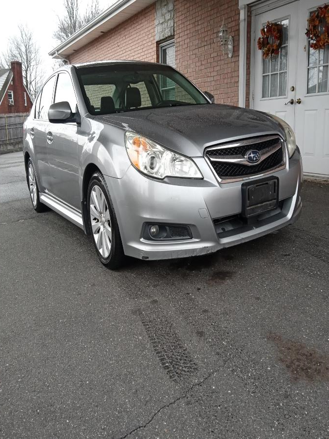 Used Subaru Legacy 4dr Sdn H6 Auto 3.6R Ltd Pwr Moon 2011 | Supreme Automotive. New Britain, Connecticut Used Subaru Legacy 4dr Sdn H6 Auto 3.6R Ltd Pwr Moon 2011 | Supreme Automotive. New Britain, Connecticut