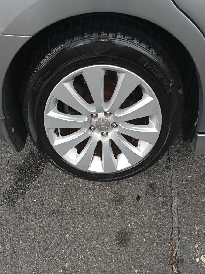 Used Subaru Legacy 4dr Sdn H6 Auto 3.6R Ltd Pwr Moon 2011 | Supreme Automotive. New Britain, Connecticut Used Subaru Legacy 4dr Sdn H6 Auto 3.6R Ltd Pwr Moon 2011 | Supreme Automotive. New Britain, Connecticut