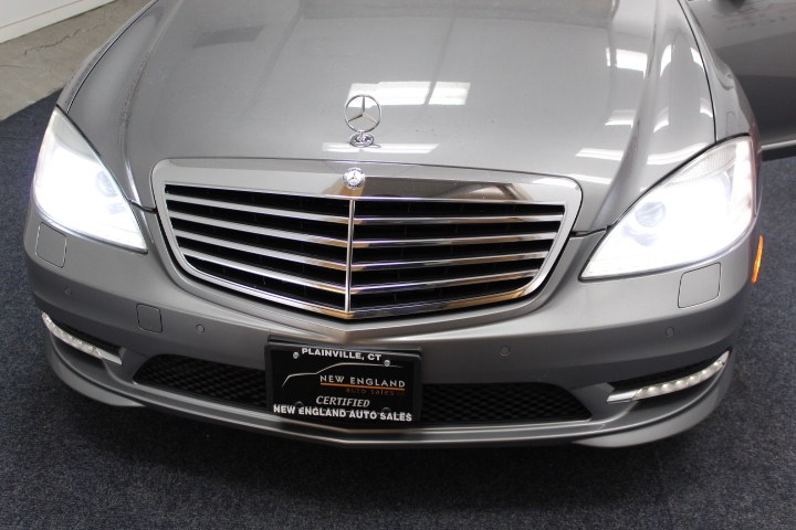Used Mercedes-Benz S-Class 4dr Sdn S550 4MATIC 2012 | New England Auto Sales LLC. Plainville, Connecticut Used Mercedes-Benz S-Class 4dr Sdn S550 4MATIC 2012 | New England Auto Sales LLC. Plainville, Connecticut