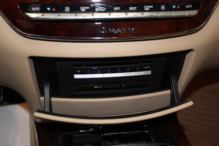 Used Mercedes-Benz S-Class 4dr Sdn S550 4MATIC 2012 | New England Auto Sales LLC. Plainville, Connecticut Used Mercedes-Benz S-Class 4dr Sdn S550 4MATIC 2012 | New England Auto Sales LLC. Plainville, Connecticut
