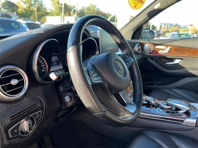 2017 Mercedes-benz Glc GLC 300, available for sale in Stratford, Connecticut | Wiz Leasing Inc. Stratford, Connecticut 2017 Mercedes-benz Glc GLC 300, available for sale in Stratford, Connecticut | Wiz Leasing Inc. Stratford, Connecticut