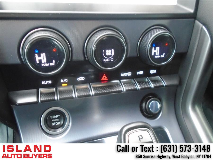 2019 Jaguar F-type P340 2dr Convertible 8A, available for sale in West Babylon, New York | Island Auto Buyers. West Babylon, New York 2019 Jaguar F-type P340 2dr Convertible 8A, available for sale in West Babylon, New York | Island Auto Buyers. West Babylon, New York