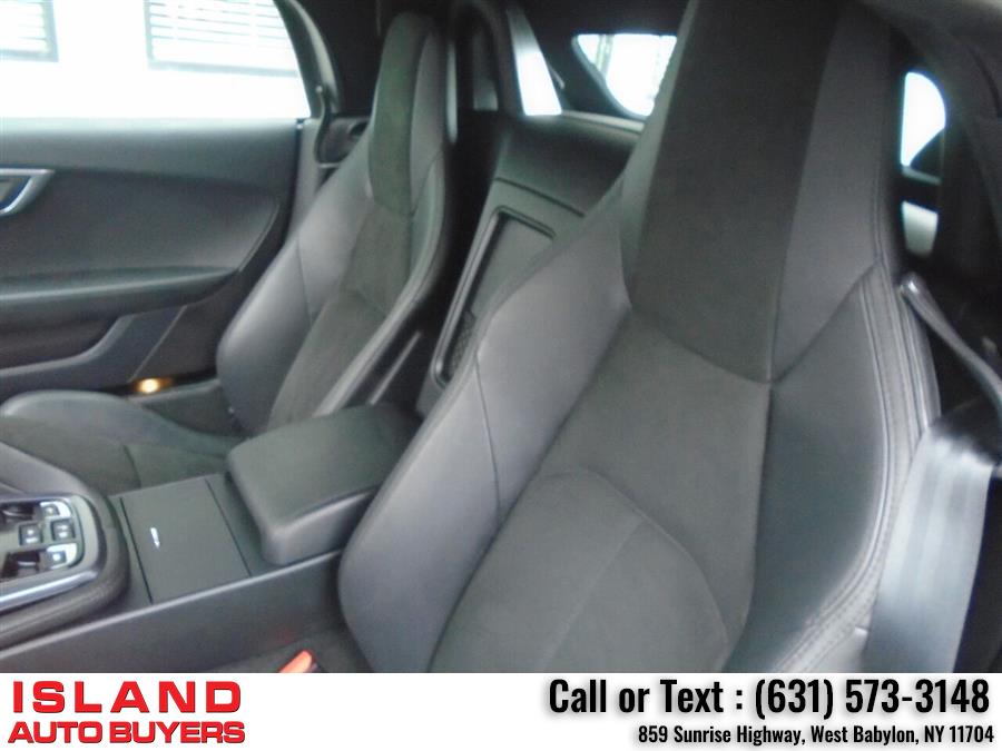 2019 Jaguar F-type P340 2dr Convertible 8A, available for sale in West Babylon, New York | Island Auto Buyers. West Babylon, New York 2019 Jaguar F-type P340 2dr Convertible 8A, available for sale in West Babylon, New York | Island Auto Buyers. West Babylon, New York