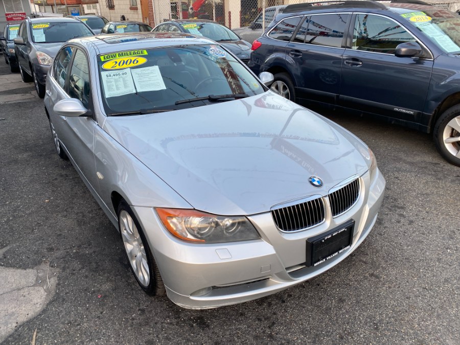 2006 BMW 3 Series 330xi 4dr Sdn AWD, available for sale in Middle Village, New York | Middle Village Motors . Middle Village, New York 2006 BMW 3 Series 330xi 4dr Sdn AWD, available for sale in Middle Village, New York | Middle Village Motors . Middle Village, New York