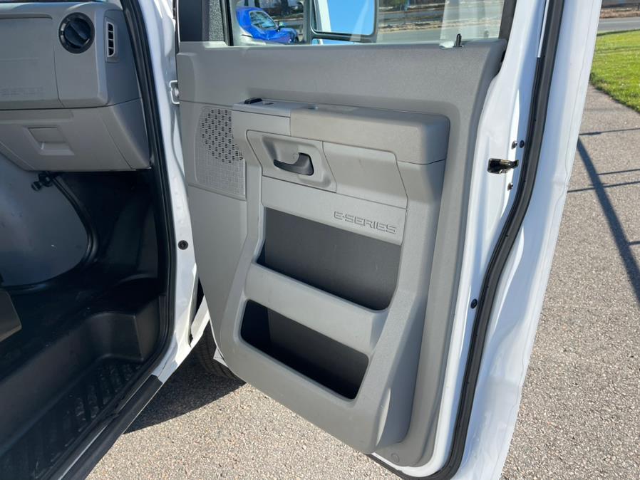 2016 Ford Econoline Commercial Cutaway E-450 Super Duty 176" DRW, available for sale in South Windsor, Connecticut | Mike And Tony Auto Sales, Inc. South Windsor, Connecticut 2016 Ford Econoline Commercial Cutaway E-450 Super Duty 176" DRW, available for sale in South Windsor, Connecticut | Mike And Tony Auto Sales, Inc. South Windsor, Connecticut