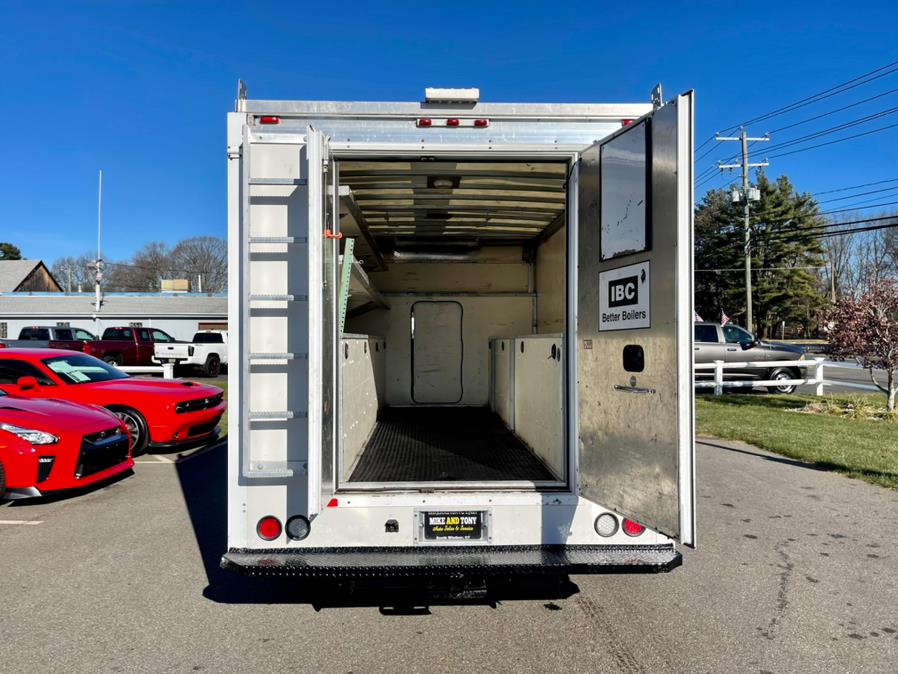 2016 Ford Econoline Commercial Cutaway E-450 Super Duty 176" DRW, available for sale in South Windsor, Connecticut | Mike And Tony Auto Sales, Inc. South Windsor, Connecticut 2016 Ford Econoline Commercial Cutaway E-450 Super Duty 176" DRW, available for sale in South Windsor, Connecticut | Mike And Tony Auto Sales, Inc. South Windsor, Connecticut