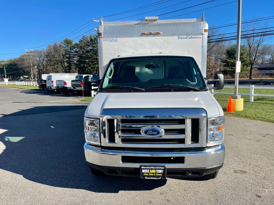 2016 Ford Econoline Commercial Cutaway E-450 Super Duty 176" DRW, available for sale in South Windsor, Connecticut | Mike And Tony Auto Sales, Inc. South Windsor, Connecticut 2016 Ford Econoline Commercial Cutaway E-450 Super Duty 176" DRW, available for sale in South Windsor, Connecticut | Mike And Tony Auto Sales, Inc. South Windsor, Connecticut