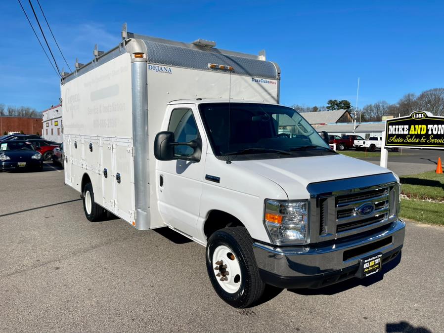 2016 Ford Econoline Commercial Cutaway E-450 Super Duty 176" DRW, available for sale in South Windsor, Connecticut | Mike And Tony Auto Sales, Inc. South Windsor, Connecticut 2016 Ford Econoline Commercial Cutaway E-450 Super Duty 176" DRW, available for sale in South Windsor, Connecticut | Mike And Tony Auto Sales, Inc. South Windsor, Connecticut
