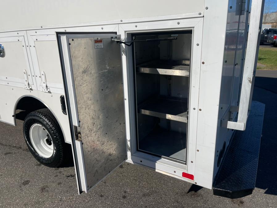 2016 Ford Econoline Commercial Cutaway E-450 Super Duty 176" DRW, available for sale in South Windsor, Connecticut | Mike And Tony Auto Sales, Inc. South Windsor, Connecticut 2016 Ford Econoline Commercial Cutaway E-450 Super Duty 176" DRW, available for sale in South Windsor, Connecticut | Mike And Tony Auto Sales, Inc. South Windsor, Connecticut