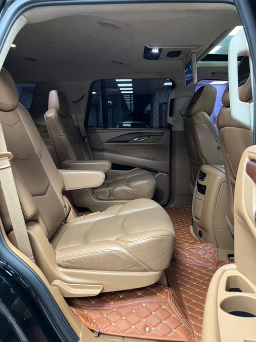 Used Cadillac Escalade 4WD 4dr Platinum 2015 | Power Motors East. Massapequa Park, New York Used Cadillac Escalade 4WD 4dr Platinum 2015 | Power Motors East. Massapequa Park, New York