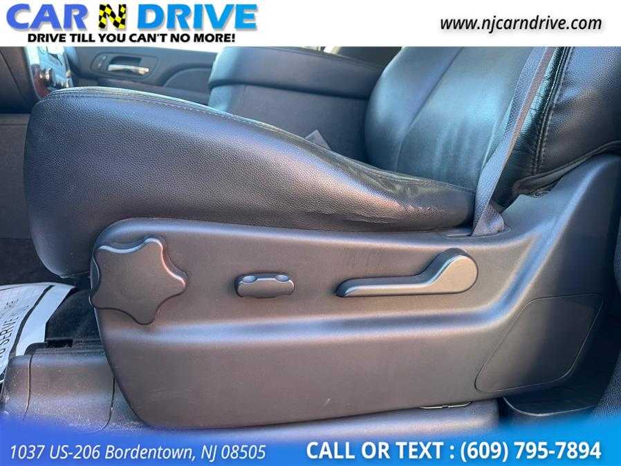 Used Chevrolet Suburban LT 1500 4WD 2014 | Car N Drive. Bordentown, New Jersey Used Chevrolet Suburban LT 1500 4WD 2014 | Car N Drive. Bordentown, New Jersey